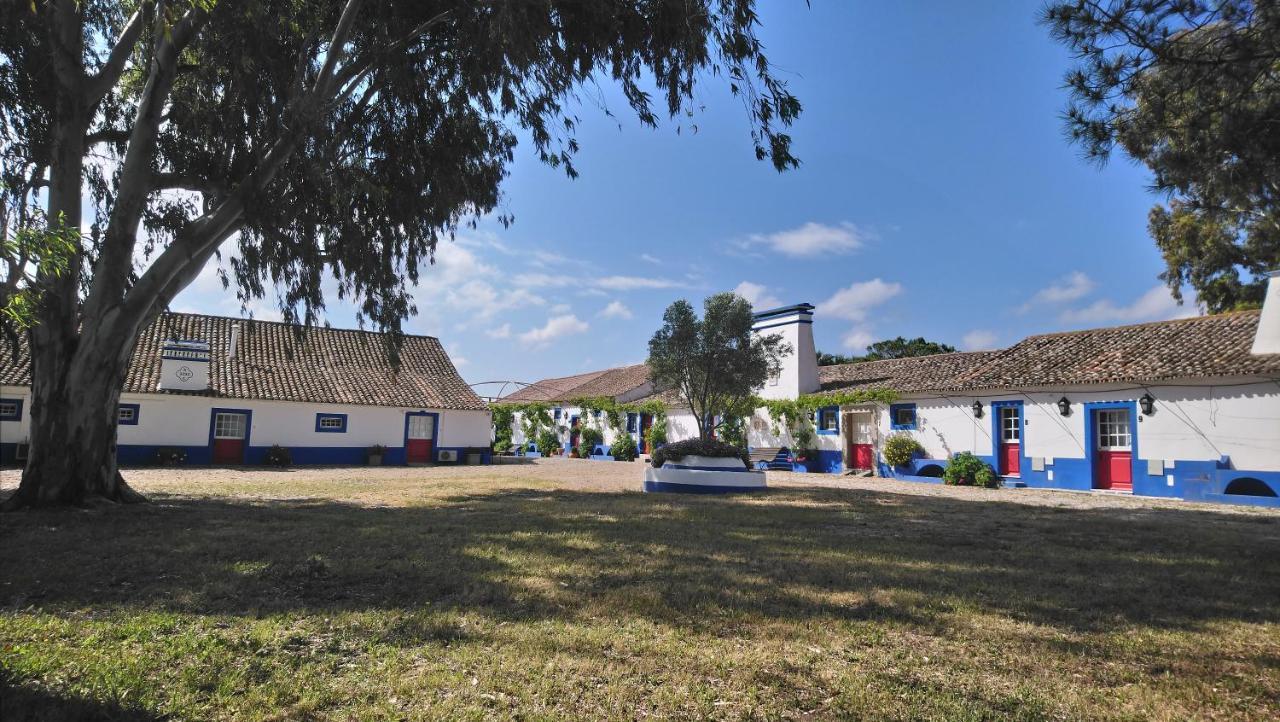Lodge Monte Do Sobral Alcacovas Экстерьер фото
